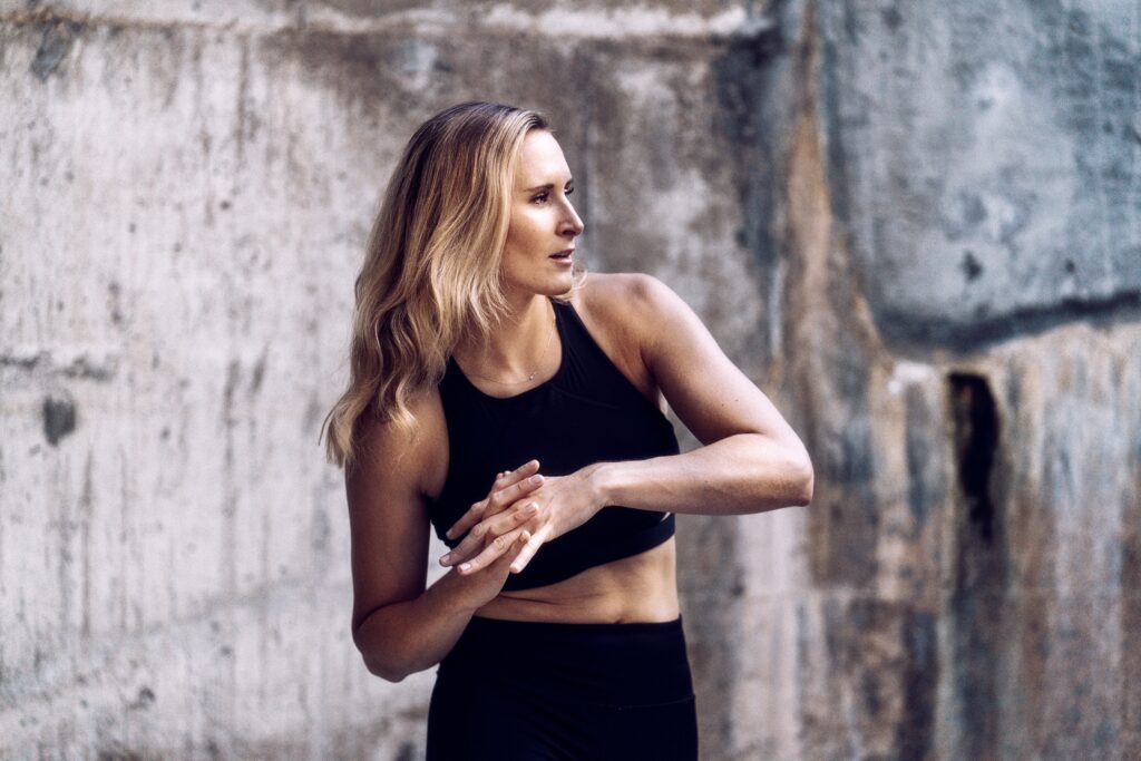 Woman staring to the side.